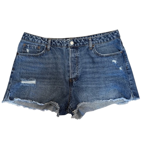 Vanilla Star Blue Jean Denim Shorts Size 13 High Rise Button Fly Distressed Fray - Picture 1 of 13